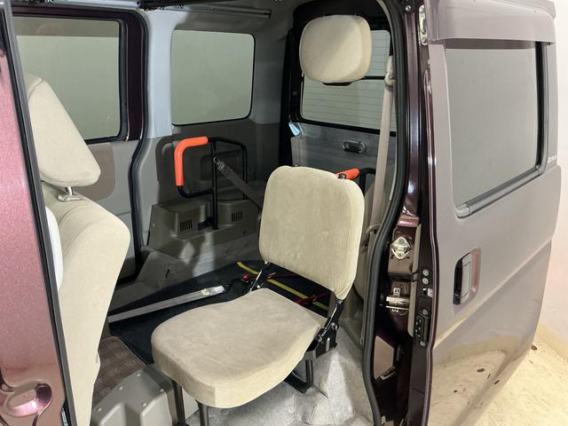 アトレーワゴン アトレースローパー ワンオーナー 福祉車両 ナビ ETC ワンオーナー 福祉車両 ナビ バックカメラ ETC 電動ウインチ Bluetooth フルセグTV DVD再生 HIDヘッドライト ドアバイザー フォグライト キーレス ヘッドライトレベライザー(22枚目)