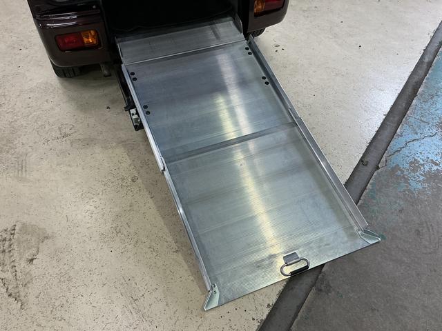 アトレーワゴン アトレースローパー ワンオーナー 福祉車両 ナビ ETC ワンオーナー 福祉車両 ナビ バックカメラ ETC 電動ウインチ Bluetooth フルセグTV DVD再生 HIDヘッドライト ドアバイザー フォグライト キーレス ヘッドライトレベライザー(33枚目)