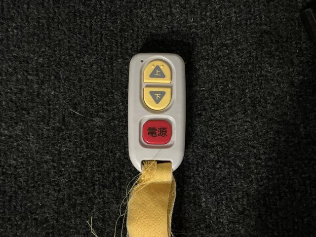 アトレーワゴン アトレースローパー ワンオーナー 福祉車両 ナビ ETC ワンオーナー 福祉車両 ナビ バックカメラ ETC 電動ウインチ Bluetooth フルセグTV DVD再生 HIDヘッドライト ドアバイザー フォグライト キーレス ヘッドライトレベライザー(34枚目)