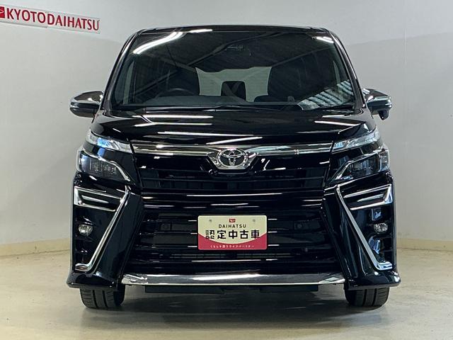 ヴォクシー ＺＳ　煌ＩＩＩ　ワンオーナー　ナビ　後席モニター　ドラレコ　ワンオーナー　ナビＴＶ　後席モニター　ドラレコ　ＥＴＣ　バックカメラ　両側電動スライドドア　クルーズコントロール　Ｂｌｕｅｔｏｏｔｈ　前後コーナーセンサー　１６インチ純正アルミホイール　ダブルエアコン（9枚目）