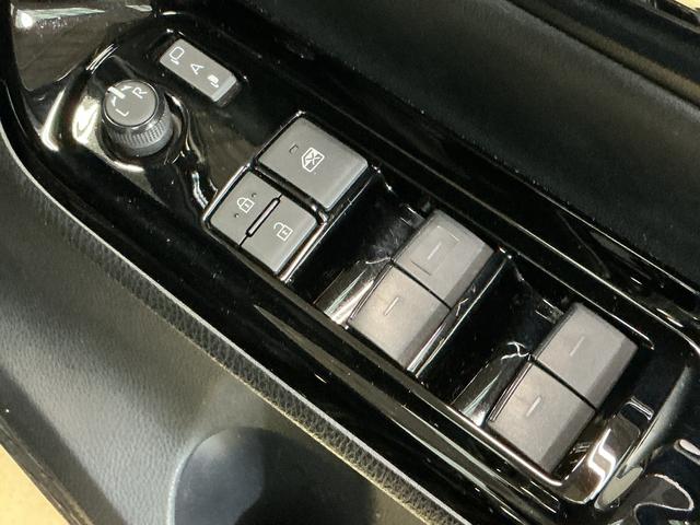 ヴォクシー ＺＳ　煌ＩＩＩ　ワンオーナー　ナビ　後席モニター　ドラレコ　ワンオーナー　ナビＴＶ　後席モニター　ドラレコ　ＥＴＣ　バックカメラ　両側電動スライドドア　クルーズコントロール　Ｂｌｕｅｔｏｏｔｈ　前後コーナーセンサー　１６インチ純正アルミホイール　ダブルエアコン（50枚目）