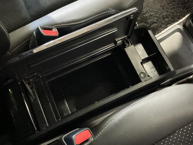 ヴォクシー ＺＳ　煌ＩＩＩ　ワンオーナー　ナビ　後席モニター　ドラレコ　ワンオーナー　ナビＴＶ　後席モニター　ドラレコ　ＥＴＣ　バックカメラ　両側電動スライドドア　クルーズコントロール　Ｂｌｕｅｔｏｏｔｈ　前後コーナーセンサー　１６インチ純正アルミホイール　ダブルエアコン（61枚目）