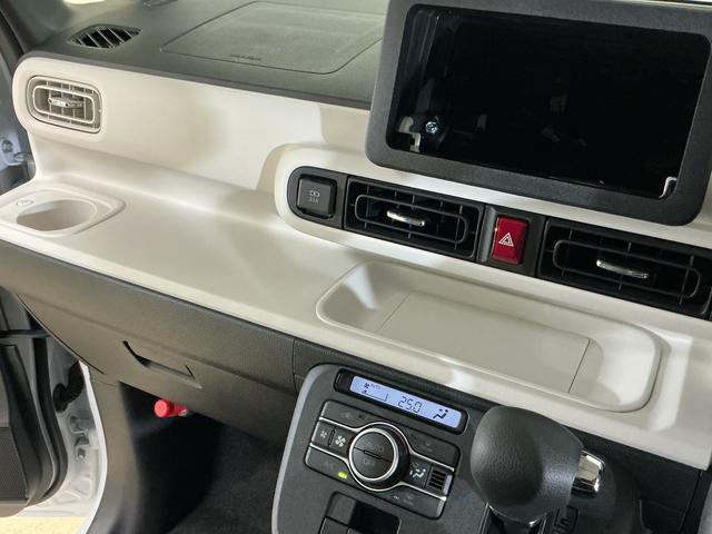 ムーヴキャンバス ストライプスＧ　届出済み未使用車　全周囲カメラ　シートヒータ　届出済み未使用車　パノラマモニター　両側電動スライドドア　前席シートヒーター　前後コーナーセンサー　電子パーキング　オートブレーキホールド　ホッとカップホルダー　ＵＳＢチャージャー　ＬＥＤヘッドライト（58枚目）