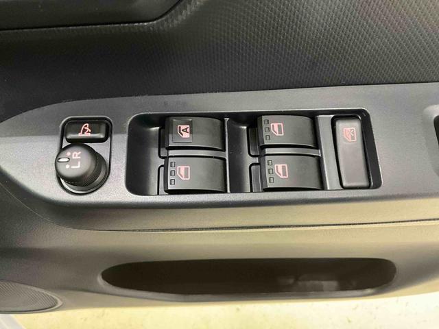 ミライース Ｘ　ＳＡＩＩＩ　前後コーナーセンサー　キーレス　オートライト　ワンオーナー　前後コーナーセンサー　キーレスエントリー　オートマチックハイビーム　ＬＥＤヘッドライト　アイドリングストップ　横滑り防止機能　ヘッドライトレベライザー　マニュアルエアコン　電動格納ミラー（7枚目）