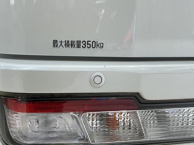 ハイゼットカーゴ クルーズSAIII ワンオーナー ナビ バックカメラ ワンオーナー ナビ バックカメラ ドライブレコーダー リアコーナーセンサー オートマチックハイビーム USBチャージャー Bluetooth DVD再生 フルセグTV キーレスエントリー ドアバイザー(16枚目)