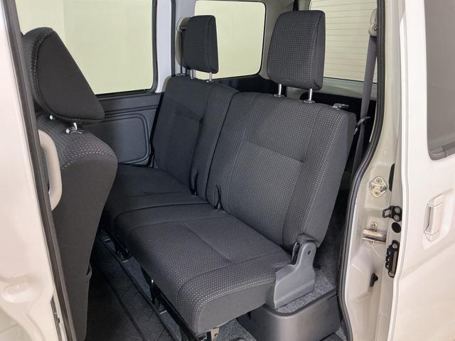 ハイゼットカーゴ クルーズSAIII ワンオーナー ナビ バックカメラ ワンオーナー ナビ バックカメラ ドライブレコーダー リアコーナーセンサー オートマチックハイビーム USBチャージャー Bluetooth DVD再生 フルセグTV キーレスエントリー ドアバイザー(24枚目)