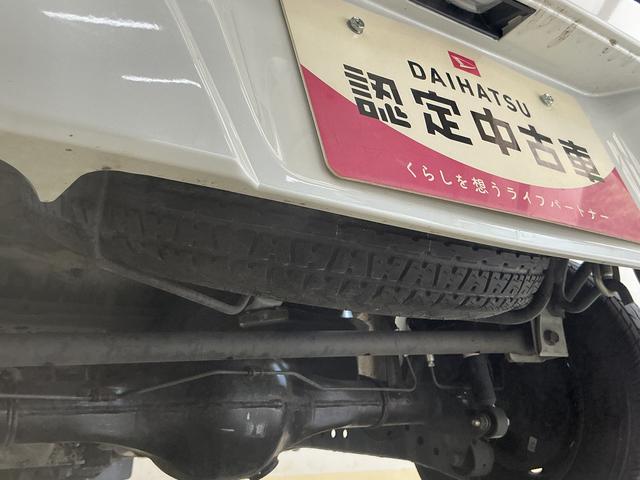 ハイゼットカーゴ クルーズSAIII ワンオーナー ナビ バックカメラ ワンオーナー ナビ バックカメラ ドライブレコーダー リアコーナーセンサー オートマチックハイビーム USBチャージャー Bluetooth DVD再生 フルセグTV キーレスエントリー ドアバイザー(37枚目)