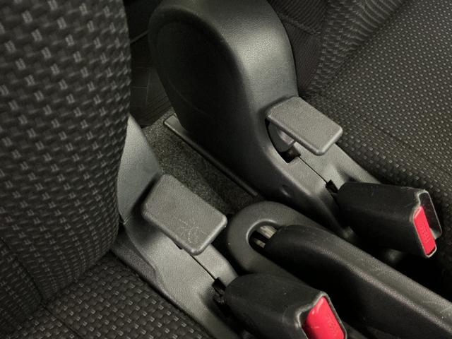 ハイゼットカーゴ クルーズSAIII ワンオーナー ナビ バックカメラ ワンオーナー ナビ バックカメラ ドライブレコーダー リアコーナーセンサー オートマチックハイビーム USBチャージャー Bluetooth DVD再生 フルセグTV キーレスエントリー ドアバイザー(42枚目)