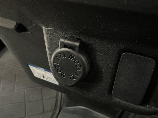 ハイゼットカーゴ クルーズSAIII ワンオーナー ナビ バックカメラ ワンオーナー ナビ バックカメラ ドライブレコーダー リアコーナーセンサー オートマチックハイビーム USBチャージャー Bluetooth DVD再生 フルセグTV キーレスエントリー ドアバイザー(52枚目)