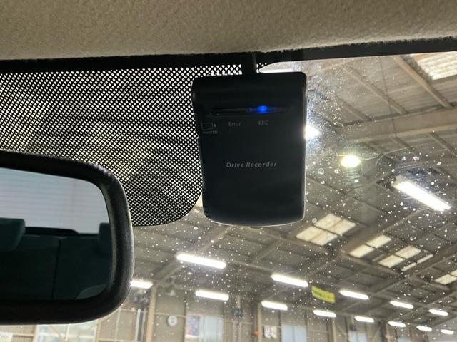 デイズ X ナビ 全周囲カメラ ドライブレコーダー フルセグチューナ 純正ナビ 全周囲カメラ ドライブレコーダー フルセグチューナー ブルートゥース対応 プッシュボタンエンジンスタート オートエアコン アイドリングストップ ホイールキャップ 電動格納式ドアミラー ABS(5枚目)