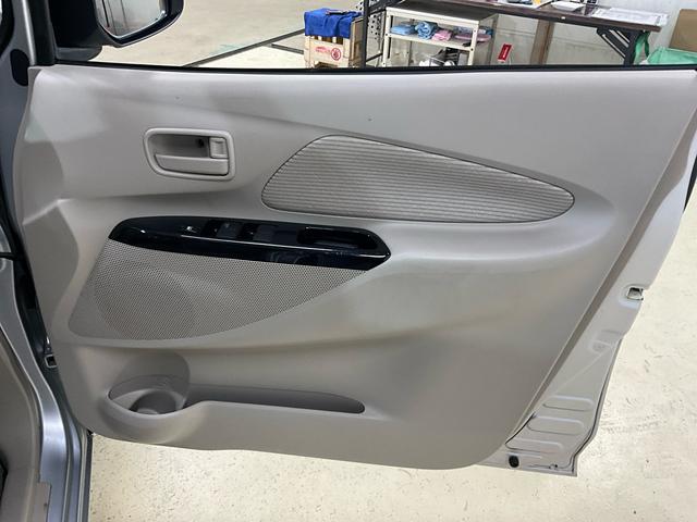 デイズ X ナビ 全周囲カメラ ドライブレコーダー フルセグチューナ 純正ナビ 全周囲カメラ ドライブレコーダー フルセグチューナー ブルートゥース対応 プッシュボタンエンジンスタート オートエアコン アイドリングストップ ホイールキャップ 電動格納式ドアミラー ABS(30枚目)