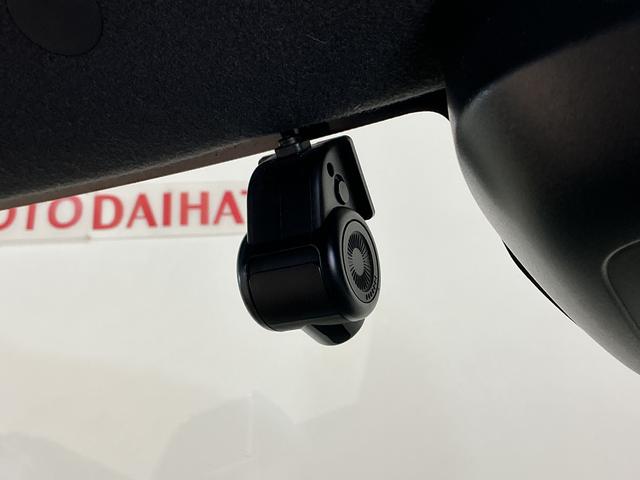タント カスタムＸセレクション　ナビ　バックカメラ　ＥＴＣ　ドラレコ　ワンオーナー　９インチメモリーナビ　バックカメラ　ＥＴＣ　ドライブレコーダー　フルセグチューナー　ブルートゥース対応　プッシュボタンエンジンスタート　両側リヤパワースライドドア　ＬＥＤヘッドライト（4枚目）