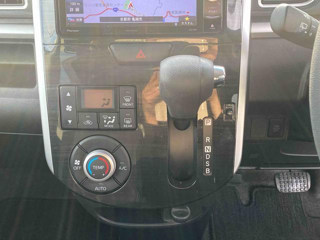 タント カスタムＸ　トップエディションＳＡＩＩ　ダイハツ認定中古車　予防安全機能スマートアシスト搭載　アイドリングストップ　アルミホイール　片側パワースライドドア　シートリフター　ナビゲーション　セキュリティアラーム　フォグランプ　キーフリーキー（11枚目）