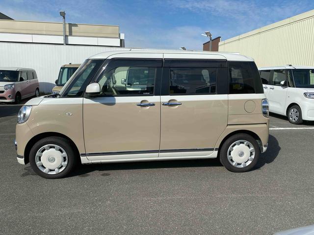 ムーヴキャンバス Ｇメイクアップ　ＳＡＩＩＩ　パノラマモニター　ダイハツ認定中古車　予防安全機能スマートアシスト搭載　アイドリングストップ　パノラマモニター　両側パワースライドドア　シートリフター　フォグランプ　ナビゲーションセキュリティアラーム　キーフリーキー（5枚目）