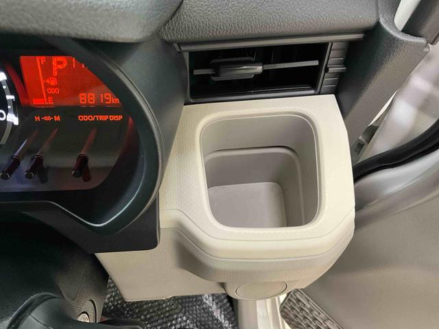 ムーヴ L SAIII 衝突被害軽減システム 運転席エアバック 助手席エアバック ABS キーレスエントリー オートマチックハイビーム オートライト ベンチシート 衝突安全ボディ マニュアルエアコン アイドリングストップ(9枚目)