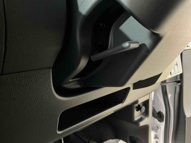 ムーヴキャンバス ストライプスＧ　届出済未使用車　スマートアシスト　届出済未使用車　スマートアシスト　バックカメラ　プッシュボタンエンジンスタート　両側リヤパワースライドドア　ＬＥＤヘッドライト　コーナーセンサー　シートヒーター　オートエアコン　オートライト　ＡＢＳ（18枚目）