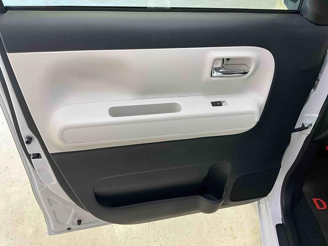 ムーヴキャンバス ストライプスＧ　届出済未使用車　スマートアシスト　届出済未使用車　スマートアシスト　バックカメラ　プッシュボタンエンジンスタート　両側リヤパワースライドドア　ＬＥＤヘッドライト　コーナーセンサー　シートヒーター　オートエアコン　オートライト　ＡＢＳ（28枚目）