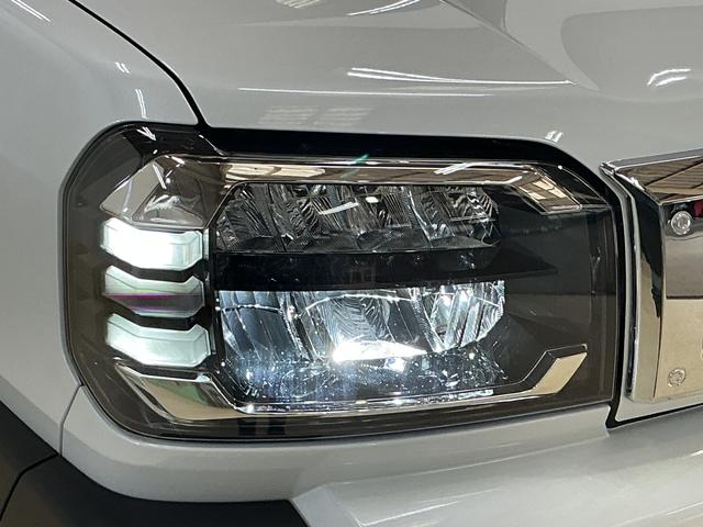 タフト Ｇ　クロムベンチャー　デモカー　パノラマモニター　クルコン　デモカー　パノラマモニター　スカイフィールトップ　アダプティブクルーズコントロール　前後コーナーセンサー　前席シートヒーター　電子パーキング　オートブレーキホールド　１５インチ純正アルミホイール（9枚目）