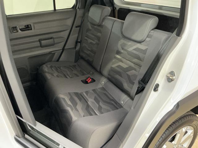 タフト Ｇ　クロムベンチャー　デモカー　パノラマモニター　クルコン　デモカー　パノラマモニター　スカイフィールトップ　アダプティブクルーズコントロール　前後コーナーセンサー　前席シートヒーター　電子パーキング　オートブレーキホールド　１５インチ純正アルミホイール（23枚目）