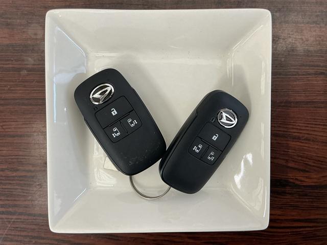 ムーヴキャンバス ストライプスＧ　届出済未使用車　両側リヤパワースライドドア　届出済未使用車　スマートアシスト　バックカメラ　両側リヤパワースライドドア　プッシュボタンエンジンスタート　ＬＥＤヘッドライト　コーナーセンサ　オートエアコン　オートライト　シートヒーター　ＡＢＳ（19枚目）