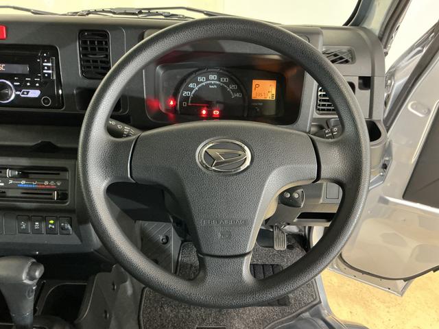 ハイゼットトラック ジャンボSAIIIt ワンオーナー AT車 CDオーディオ ワンオーナー AT車 CDオーディオ 3方開 荷台作業灯 LEDヘッドライト ドアバイザー 横滑り防止装置 キーレスエントリー 盗難防止装置 アイドリングストップ 電動格納ミラー オートライト(27枚目)