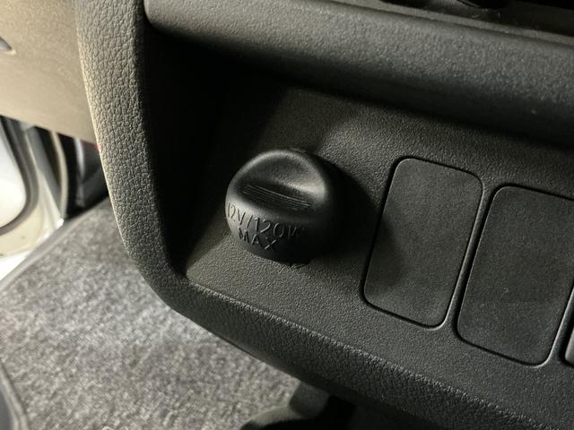 ハイゼットトラック ジャンボSAIIIt ワンオーナー AT車 CDオーディオ ワンオーナー AT車 CDオーディオ 3方開 荷台作業灯 LEDヘッドライト ドアバイザー 横滑り防止装置 キーレスエントリー 盗難防止装置 アイドリングストップ 電動格納ミラー オートライト(50枚目)