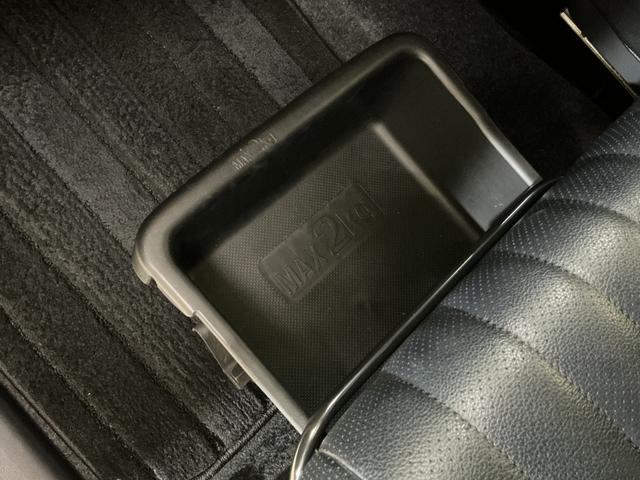 �󏭃O���[�h��l�C�����t���ԗ��͑����ҏ�����