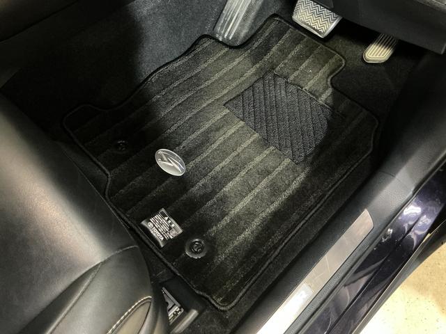 ハリアー プレミアム　ナビ　バックカメラ　前後ドライブレコーダー　ナビ　バックカメラ　前後ドライブレコーダー　ＥＴＣ　レーダークルーズコントロール　Ｂｌｕｅｔｏｏｔｈ　電動リアゲート　パワーシート　電子パーキング　オートブレーキホールド　１８インチアルミホイール（31枚目）