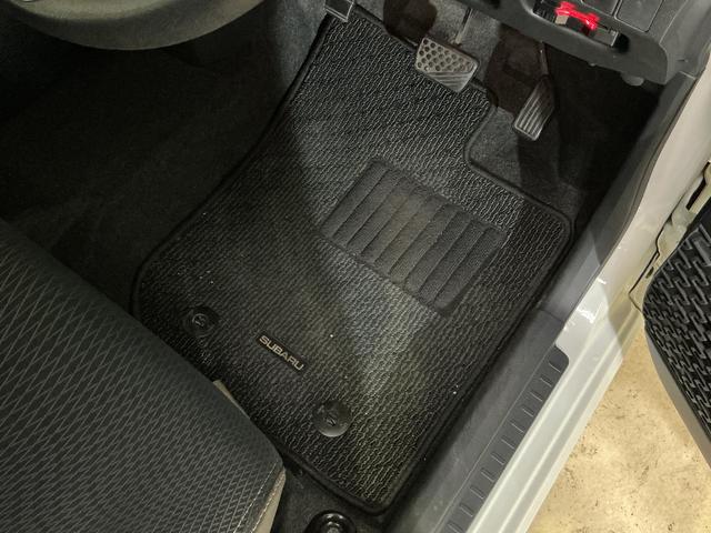 ステラ カスタムＲ　スマートアシスト　ワンオーナー　ナビ　ＥＴＣ　ワンオーナー　ナビ　バックカメラ　ＥＴＣ　シートヒーター　ＵＳＢ接続　Ｂｌｕｅｔｏｏｔｈ　ＤＶＤ再生　アイドリングストップ　横滑り防止装置　盗難防止装置　フルセグ　プッシュスタート　ＬＥＤヘッドライト（30枚目）