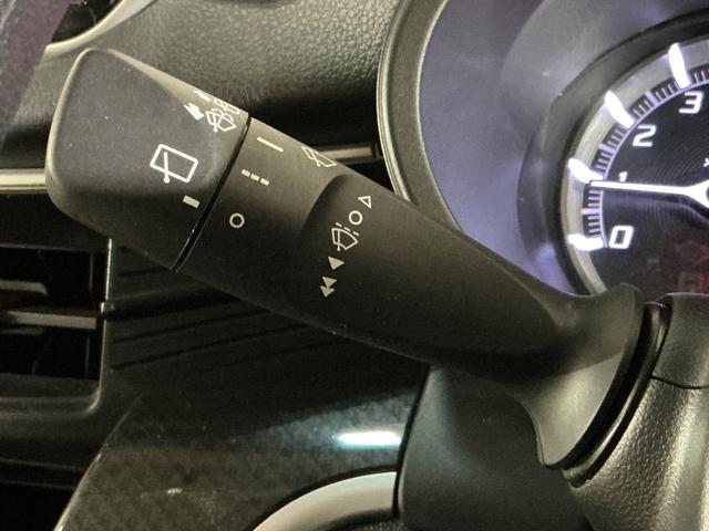 ステラ カスタムＲ　スマートアシスト　ワンオーナー　ナビ　ＥＴＣ　ワンオーナー　ナビ　バックカメラ　ＥＴＣ　シートヒーター　ＵＳＢ接続　Ｂｌｕｅｔｏｏｔｈ　ＤＶＤ再生　アイドリングストップ　横滑り防止装置　盗難防止装置　フルセグ　プッシュスタート　ＬＥＤヘッドライト（51枚目）