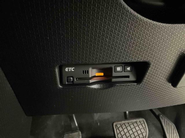 タント カスタムＲＳスタイルセレクション　ナビ　パノラマモニター　９インチナビ　パノラマモニター　フルセグチューナー　ブルートゥース対応　ターボ　アダプティブクルーズコントロール　両側リヤパワースライドドア　プッシュボタンエンジンスタート　ＥＴＣ　ドライブレコーダー（5枚目）