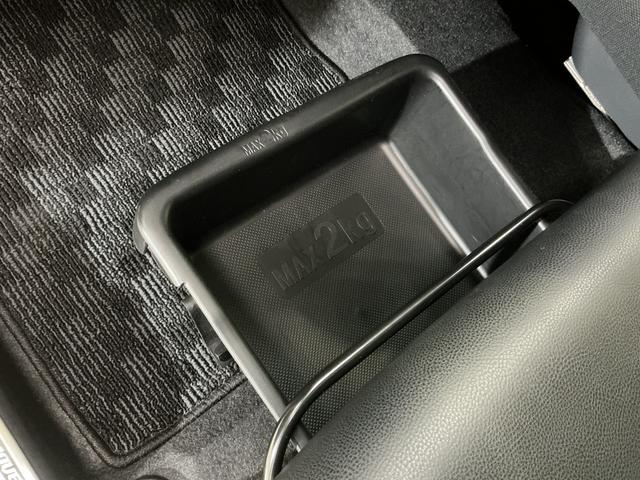 ムーヴ カスタム　ＲＳ　ハイパーリミテッドＳＡＩＩＩ　ナビ　ＥＴＣ　ワンオーナー　８インチナビ　パノラマモニター　ＥＴＣ　ドライブレコーダー　プッシュボタンエンジンスタート　ターボ　スマートアシストＩＩＩ　フルセグチューナー　ブルートゥース対応　ＬＥＤヘッドライト（29枚目）