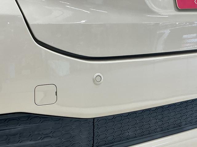 パッソ モーダ　Ｓ　ワンオーナー　ナビ　バックカメラ　ツートン　ワンオーナー　ナビ　バックカメラ　Ｂｌｕｅｔｏｏｔｈ　ツートンカラー／ルーフ黒　衝突軽減ブレーキ　ＬＥＤヘッドライト　プッシュスタート　横滑り防止装置　スペアキー　アイドリングストップ　オートエアコン（15枚目）