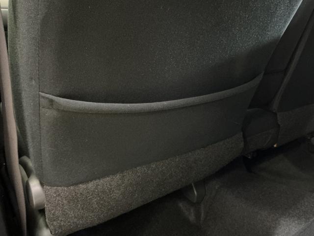 パッソ モーダ　Ｓ　ワンオーナー　ナビ　バックカメラ　ツートン　ワンオーナー　ナビ　バックカメラ　Ｂｌｕｅｔｏｏｔｈ　ツートンカラー／ルーフ黒　衝突軽減ブレーキ　ＬＥＤヘッドライト　プッシュスタート　横滑り防止装置　スペアキー　アイドリングストップ　オートエアコン（25枚目）