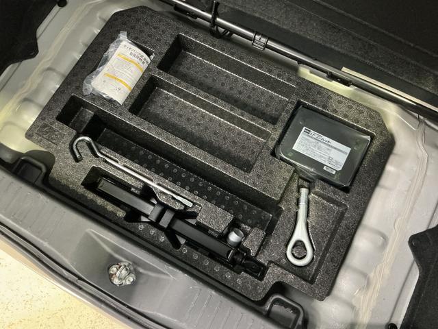 パッソ モーダ　Ｓ　ワンオーナー　ナビ　バックカメラ　ツートン　ワンオーナー　ナビ　バックカメラ　Ｂｌｕｅｔｏｏｔｈ　ツートンカラー／ルーフ黒　衝突軽減ブレーキ　ＬＥＤヘッドライト　プッシュスタート　横滑り防止装置　スペアキー　アイドリングストップ　オートエアコン（31枚目）