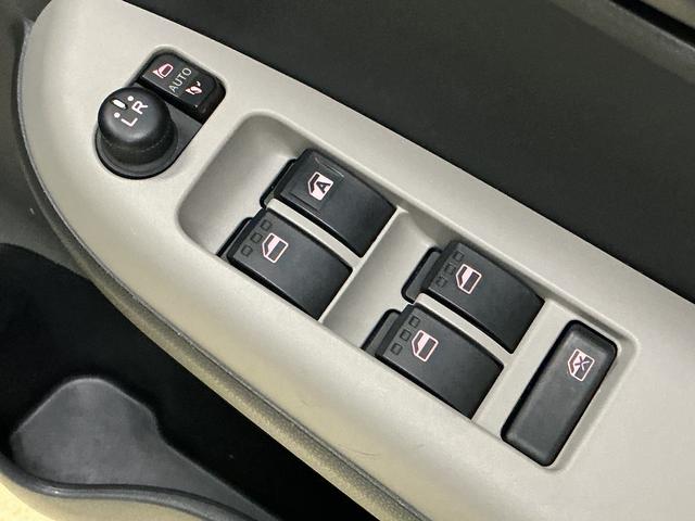 パッソ モーダ　Ｓ　ワンオーナー　ナビ　バックカメラ　ツートン　ワンオーナー　ナビ　バックカメラ　Ｂｌｕｅｔｏｏｔｈ　ツートンカラー／ルーフ黒　衝突軽減ブレーキ　ＬＥＤヘッドライト　プッシュスタート　横滑り防止装置　スペアキー　アイドリングストップ　オートエアコン（36枚目）