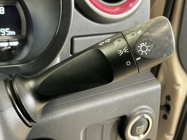 パッソ モーダ　Ｓ　ワンオーナー　ナビ　バックカメラ　ツートン　ワンオーナー　ナビ　バックカメラ　Ｂｌｕｅｔｏｏｔｈ　ツートンカラー／ルーフ黒　衝突軽減ブレーキ　ＬＥＤヘッドライト　プッシュスタート　横滑り防止装置　スペアキー　アイドリングストップ　オートエアコン（41枚目）