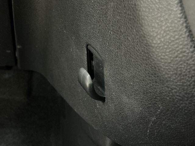 パッソ モーダ　Ｓ　ワンオーナー　ナビ　バックカメラ　ツートン　ワンオーナー　ナビ　バックカメラ　Ｂｌｕｅｔｏｏｔｈ　ツートンカラー／ルーフ黒　衝突軽減ブレーキ　ＬＥＤヘッドライト　プッシュスタート　横滑り防止装置　スペアキー　アイドリングストップ　オートエアコン（53枚目）