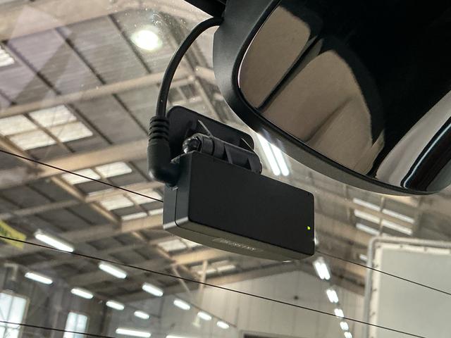 Ｎ－ＢＯＸ Ｌ・ターボ　ナビ　バックカメラ　ＥＴＣ　ドライブレコーダー　ナビ　バックカメラ　フルセグチューナー　ブルートゥース対応　ＥＴＣ　ドライブレコーダー　プッシュボタンエンジンスタート　ターボ　両側リヤパワースライドドア　ＬＥＤヘッドライト　オートエアコン　ＡＢＳ（5枚目）