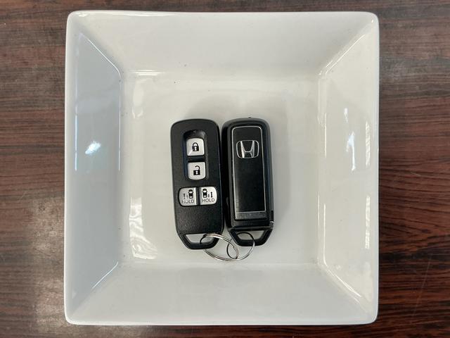 Ｎ－ＢＯＸ Ｌ・ターボ　ナビ　バックカメラ　ＥＴＣ　ドライブレコーダー　ナビ　バックカメラ　フルセグチューナー　ブルートゥース対応　ＥＴＣ　ドライブレコーダー　プッシュボタンエンジンスタート　ターボ　両側リヤパワースライドドア　ＬＥＤヘッドライト　オートエアコン　ＡＢＳ（23枚目）