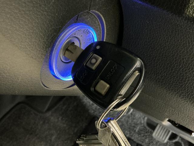 ピクシストラック エクストラSAIIIt ワンオーナー 幌付き車両 切替式4WD 構造変更済 AT車 ナビ ETC ドラレコ バックカメラ 荷台作業灯 コーナーセンサー LEDヘッドライト 横滑り防止装置 キーレスエントリー オートライト(50枚目)