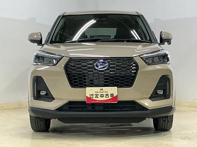 ロッキー プレミアムＧ　ＨＥＶ　ワンオーナー　パノラマモニター　ワンオーナー　全周囲カメラ　前後コーナーセンサー　前席シートヒーター　アダプティブクルーズコントロール　電子パーキング　オートブレーキホールド　オートマチックハイビーム　１７インチ純正アルミホイール（7枚目）