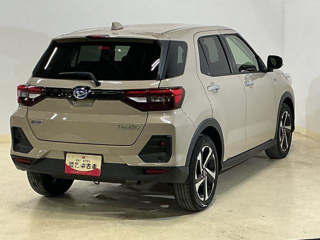 ロッキー プレミアムＧ　ＨＥＶ　ワンオーナー　パノラマモニター　ワンオーナー　全周囲カメラ　前後コーナーセンサー　前席シートヒーター　アダプティブクルーズコントロール　電子パーキング　オートブレーキホールド　オートマチックハイビーム　１７インチ純正アルミホイール（15枚目）