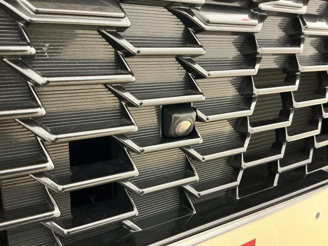 ロッキー プレミアムＧ　ＨＥＶ　ワンオーナー　パノラマモニター　ワンオーナー　全周囲カメラ　前後コーナーセンサー　前席シートヒーター　アダプティブクルーズコントロール　電子パーキング　オートブレーキホールド　オートマチックハイビーム　１７インチ純正アルミホイール（39枚目）