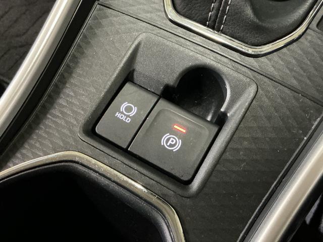 ロッキー プレミアムＧ　ＨＥＶ　ワンオーナー　パノラマモニター　ワンオーナー　全周囲カメラ　前後コーナーセンサー　前席シートヒーター　アダプティブクルーズコントロール　電子パーキング　オートブレーキホールド　オートマチックハイビーム　１７インチ純正アルミホイール（52枚目）