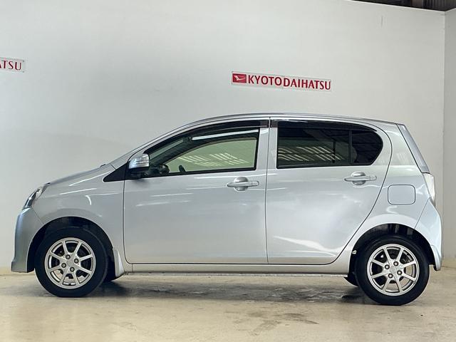 ミライース Ｇ　ワンオーナー　ＣＤオーディオ　純正アルミホイール　ワンオーナー　ＣＤオーディオ　１４インチ純正アルミホイール　ドアバイザー　キーレスエントリー　スペアキー有り　アイドリングストップ　横滑り防止装置　盗難防止装置　電動格納ドアミラー　１２Ｖ電源ソケット（9枚目）