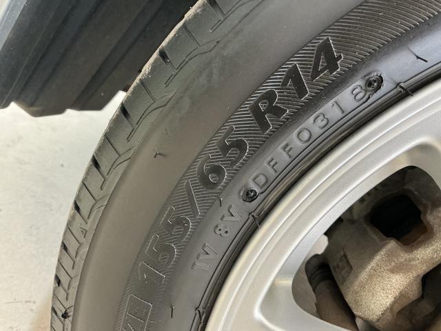 ミライース Ｇ　ワンオーナー　ＣＤオーディオ　純正アルミホイール　ワンオーナー　ＣＤオーディオ　１４インチ純正アルミホイール　ドアバイザー　キーレスエントリー　スペアキー有り　アイドリングストップ　横滑り防止装置　盗難防止装置　電動格納ドアミラー　１２Ｖ電源ソケット（52枚目）