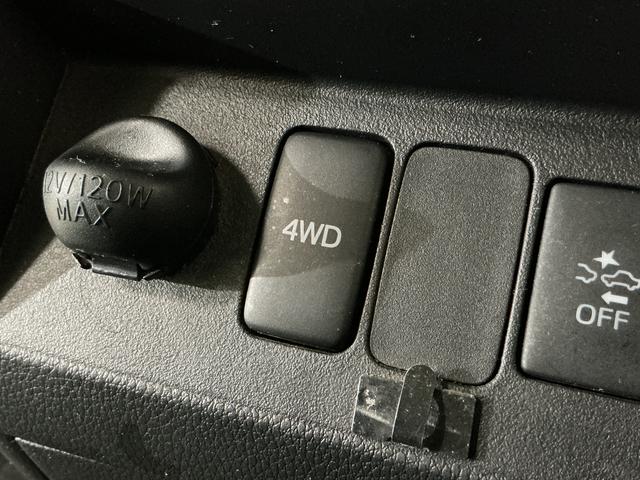 ���X�̓��[�J�[���c�̃_�C�n�c���K�f�B�[���[�ł��B���I���ꂽ���ÎԂ���������Ɛ������Ă��[�߂������܂��̂ŁA���S�̃J�[���C�t�������\���������܂���