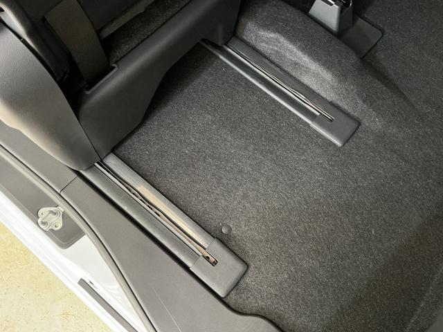 タント カスタムＸ　届出済み未使用車　パノラマモニター　電動スライド　届出済み未使用車　パノラマモニター　両側電動スライドドア　前席シートヒーター　前後コーナーセンサー　電子パーキング　オートブレーキホールド　オートマチックハイビーム　１４インチ純正アルミホイール（24枚目）