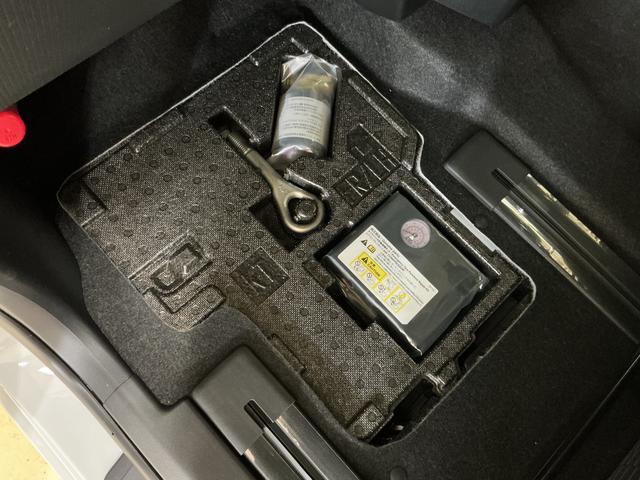 タント カスタムＸ　届出済み未使用車　パノラマモニター　電動スライド　届出済み未使用車　パノラマモニター　両側電動スライドドア　前席シートヒーター　前後コーナーセンサー　電子パーキング　オートブレーキホールド　オートマチックハイビーム　１４インチ純正アルミホイール（35枚目）